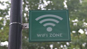 Os Perigos do Wi-Fi Público: Como Navegar em Segurança Fora de Casa